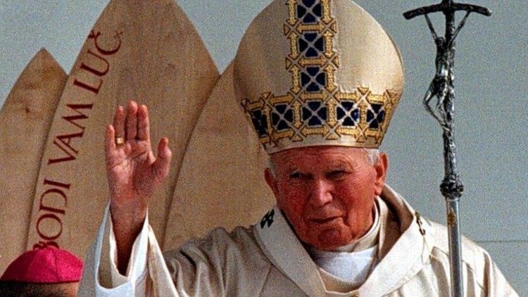 Papa Francisco Homilia No Dia Do Centenario De Nascimento De Sao Joao Paulo Ii Carmelo Cristo Redentor