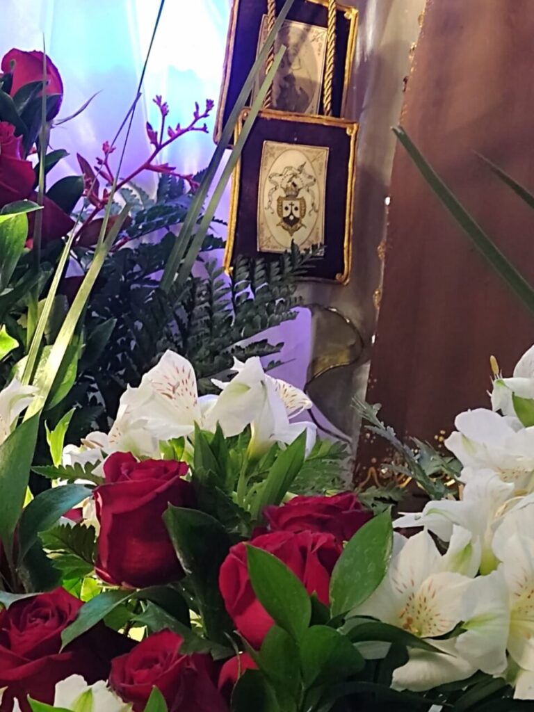 Encomendar-nos a Santíssima Virgem Maria!