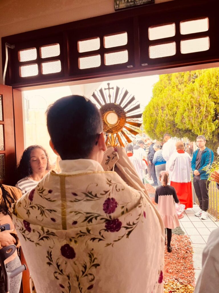 Solenidade de Corpus Christi: Cristo vive! 2026